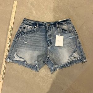 Kancan high rise distressed shorts